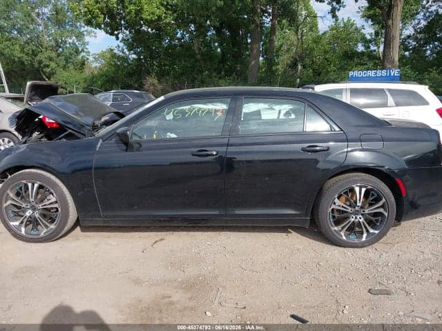 2022 CHRYSLER 300 TOURING 14