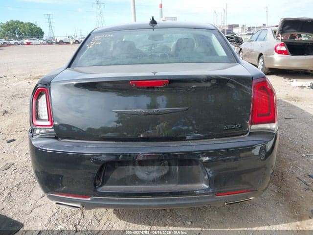 2022 CHRYSLER 300 TOURING 16