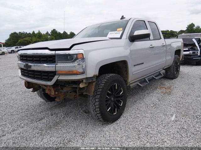 2018 CHEVROLET SILVERADO 1500 LT 2