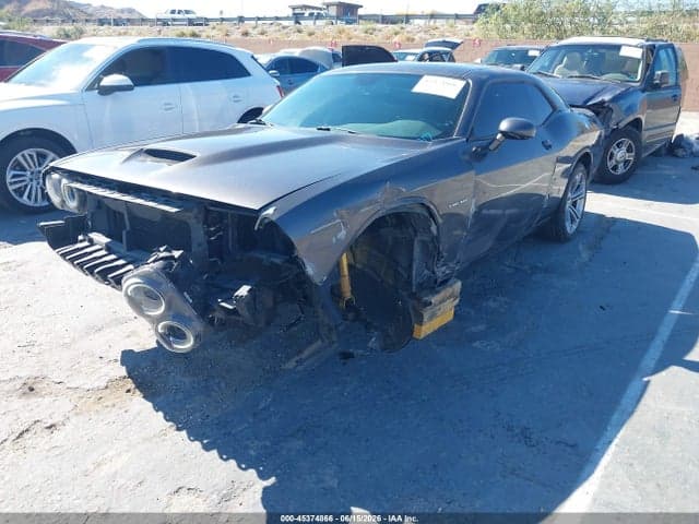 2022 DODGE CHALLENGER R/T 2