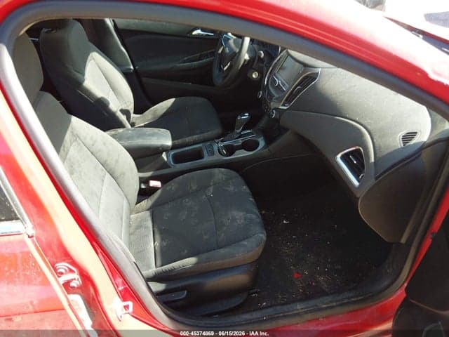 2017 CHEVROLET CRUZE LT AUTO 5