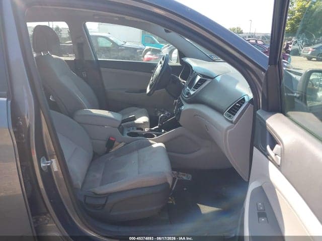 2018 HYUNDAI TUCSON VALUE 5