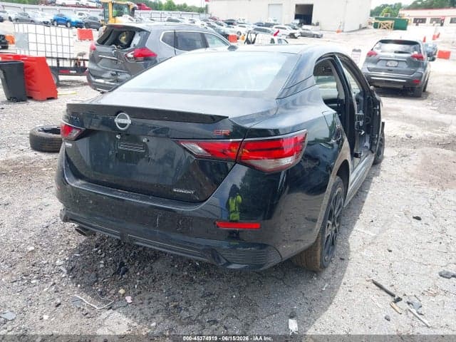 2025 NISSAN SENTRA SR 4