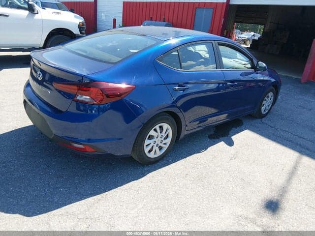 2020 HYUNDAI ELANTRA SE 4