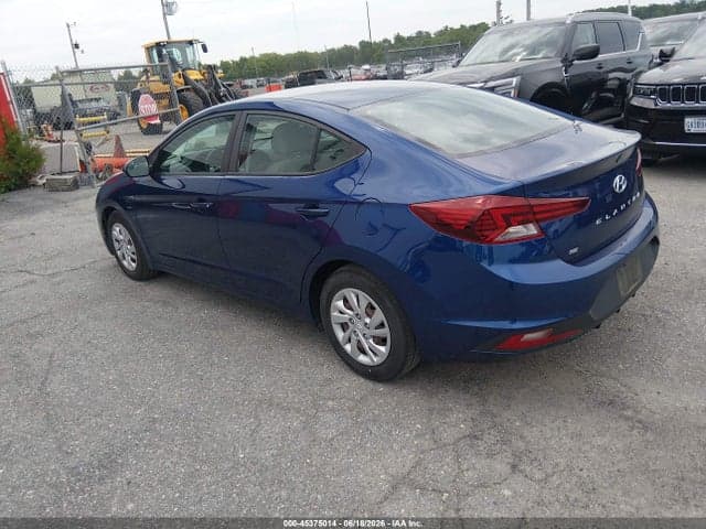2020 HYUNDAI ELANTRA SE 3