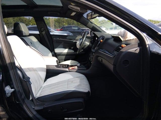 2018 CHRYSLER 300 300S 6