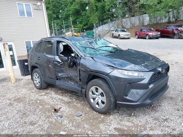 2019 TOYOTA RAV4 LE 1