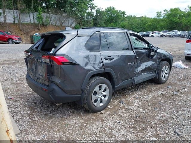 2019 TOYOTA RAV4 LE 4