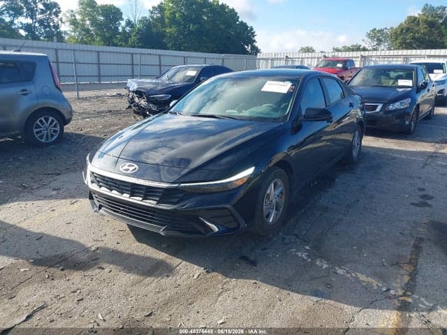 2024 HYUNDAI ELANTRA SE 2
