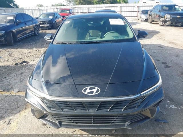 2024 HYUNDAI ELANTRA SE 12