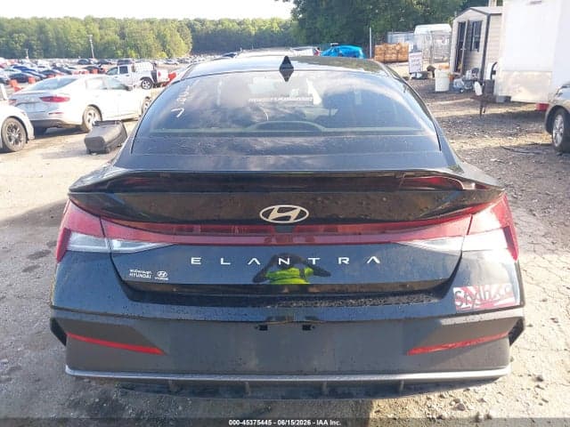 2024 HYUNDAI ELANTRA SE 16