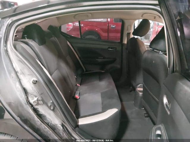 2021 NISSAN VERSA SV XTRONIC CVT 8