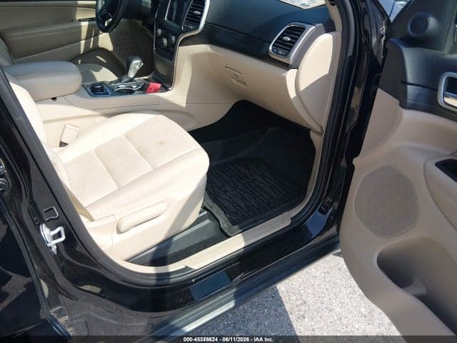 2019 JEEP GRAND CHEROKEE LAREDO E 4X4 5