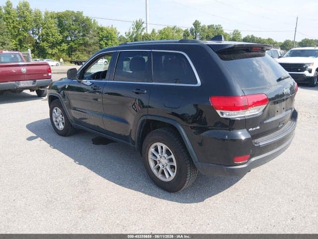 2019 JEEP GRAND CHEROKEE LAREDO E 4X4 3