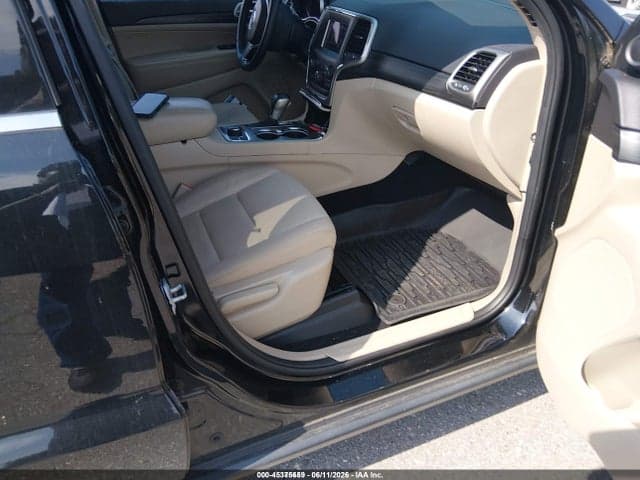 2019 JEEP GRAND CHEROKEE LAREDO E 4X4 5