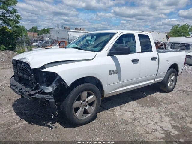 2018 RAM 1500 EXPRESS 4X4 6'4 BOX 2