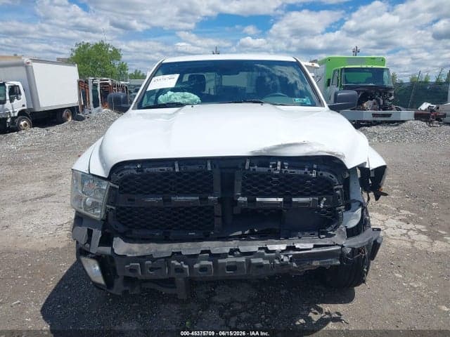 2018 RAM 1500 EXPRESS 4X4 6'4 BOX 6