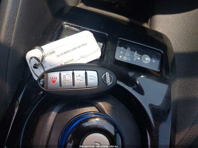 2019 NISSAN LEAF SV PLUS 11