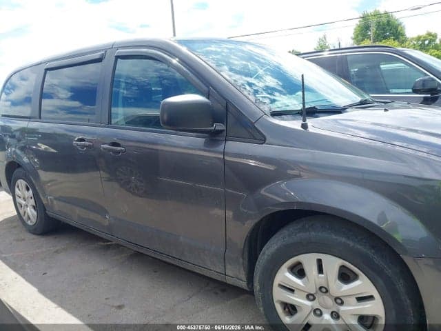 2018 DODGE GRAND CARAVAN SE 13
