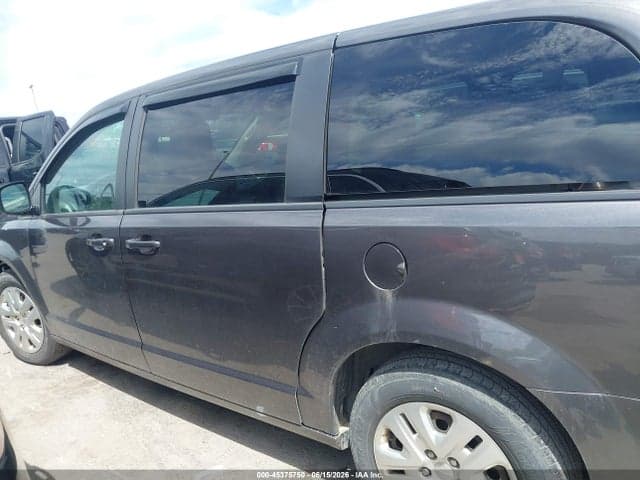 2018 DODGE GRAND CARAVAN SE 14