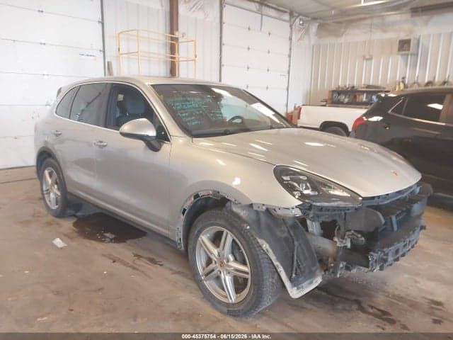 2016 PORSCHE CAYENNE 1