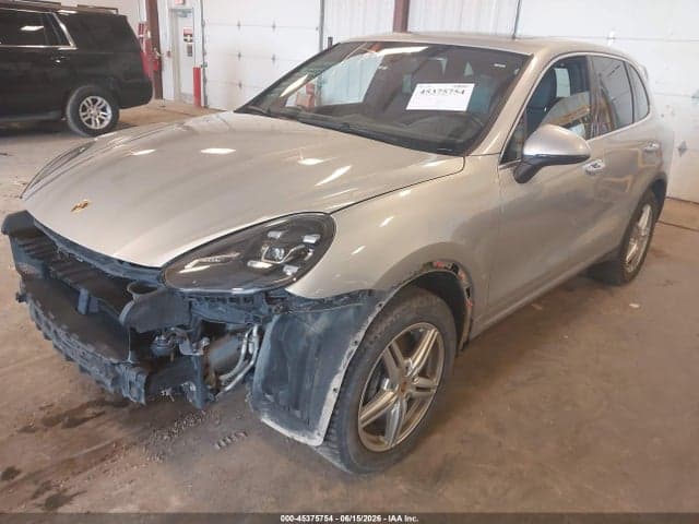 2016 PORSCHE CAYENNE 2