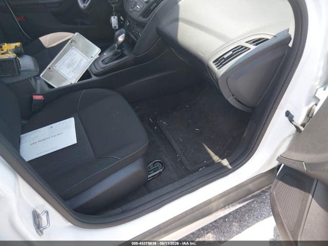 2018 FORD FOCUS SE 5