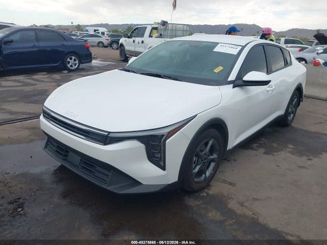 2025 KIA K4 LXS 3
