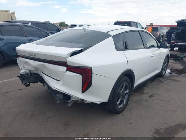 2025 KIA K4 LXS 5