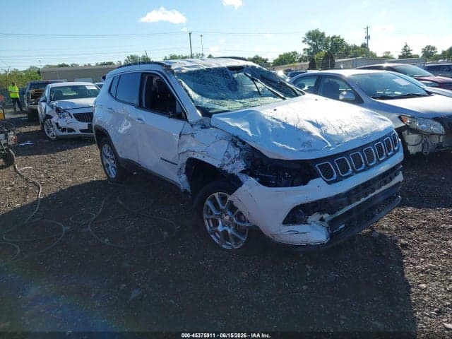 2023 JEEP COMPASS LATITUDE LUX FWD - 1
