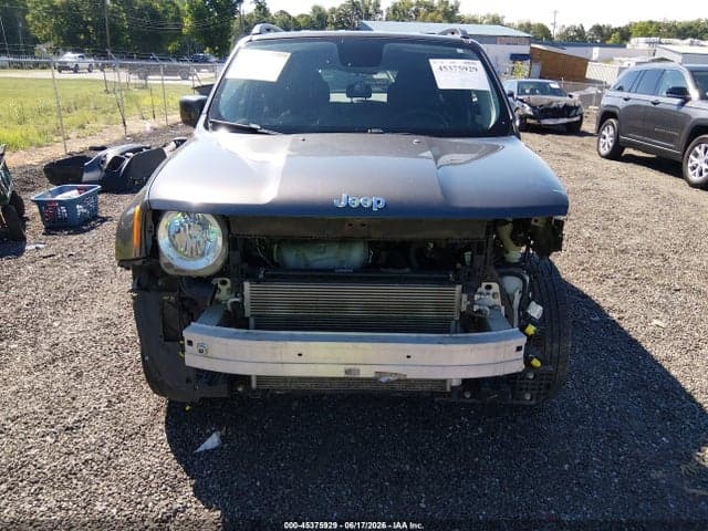 2017 JEEP RENEGADE LATITUDE 4X4 6