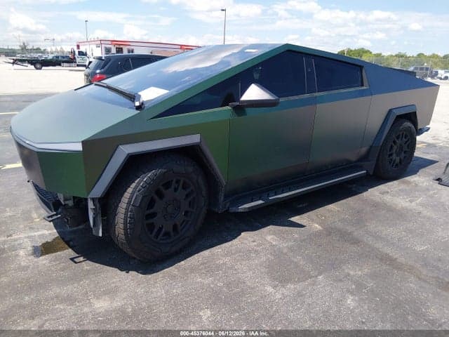 2024 TESLA CYBERTRUCK ALL-WHEEL DRIVE 2