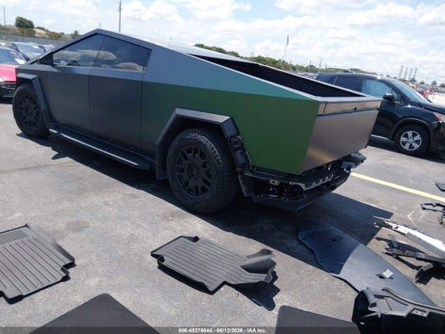 2024 TESLA CYBERTRUCK ALL-WHEEL DRIVE 3