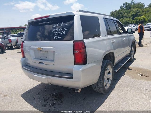 2019 CHEVROLET TAHOE LT 4