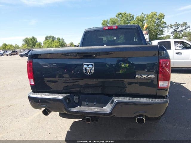 2017 RAM 1500 EXPRESS 4X4 6'4 BOX 17