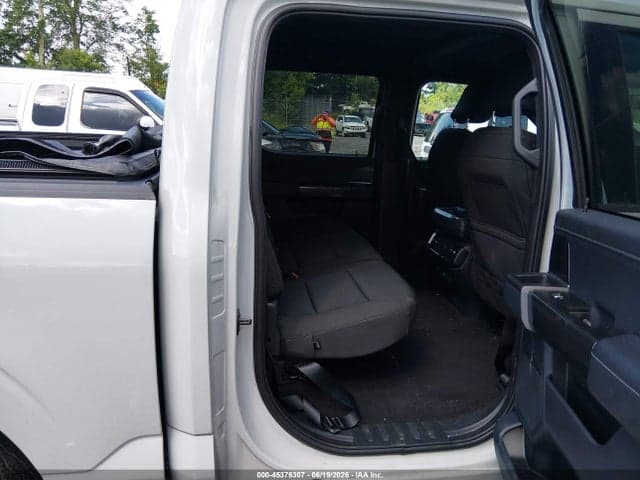 2023 FORD F-150 XLT 8