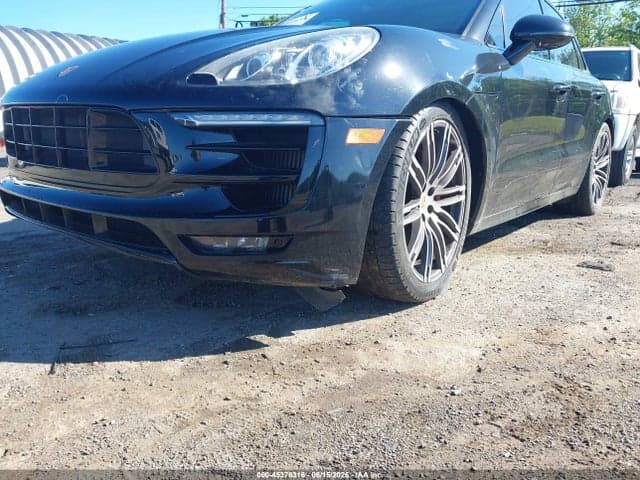 2017 PORSCHE MACAN TURBO 6
