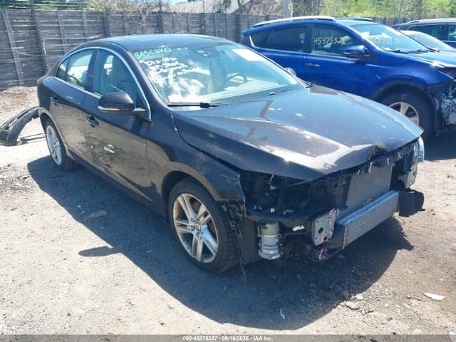 2015 VOLVO S60 T5 1