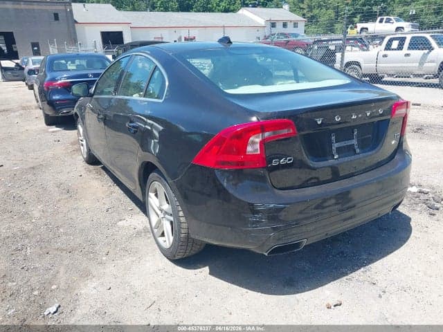 2015 VOLVO S60 T5 3