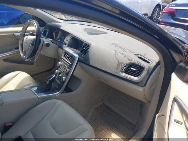 2015 VOLVO S60 T5 5