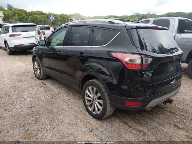 2017 FORD ESCAPE TITANIUM 3