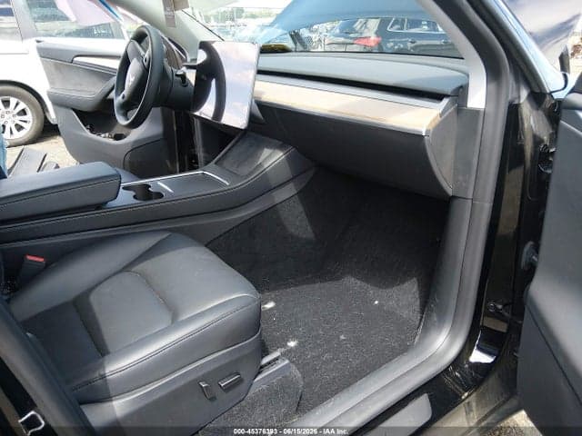 2023 TESLA MODEL Y 5