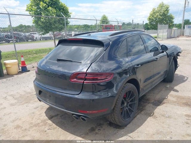 2017 PORSCHE MACAN GTS 4