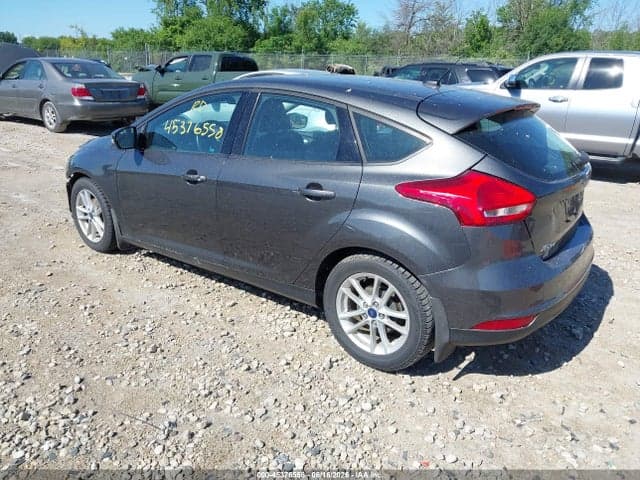2017 FORD FOCUS SE 3