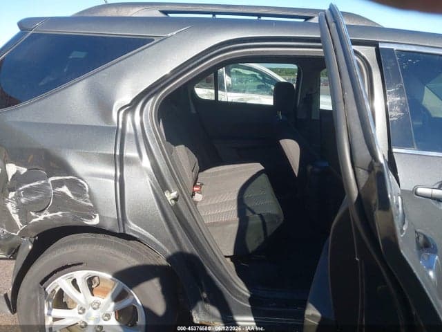 2017 CHEVROLET EQUINOX LT 8