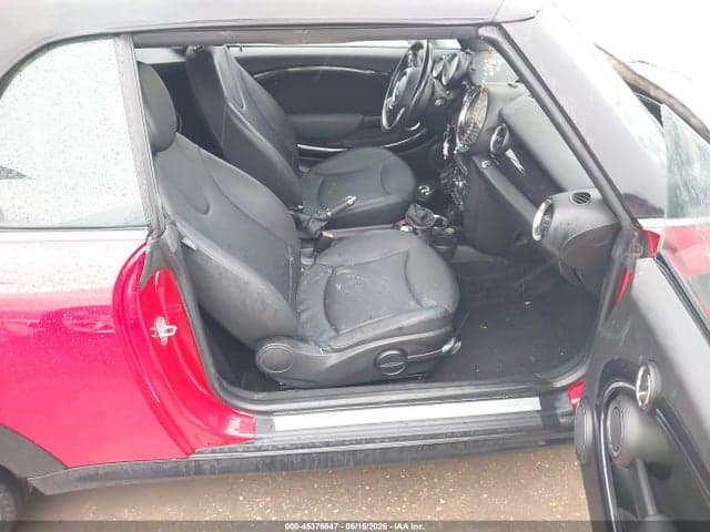 2011 MINI COOPER 5