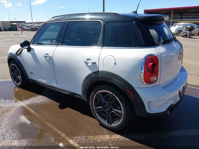 2013 MINI COUNTRYMAN COOPER 3
