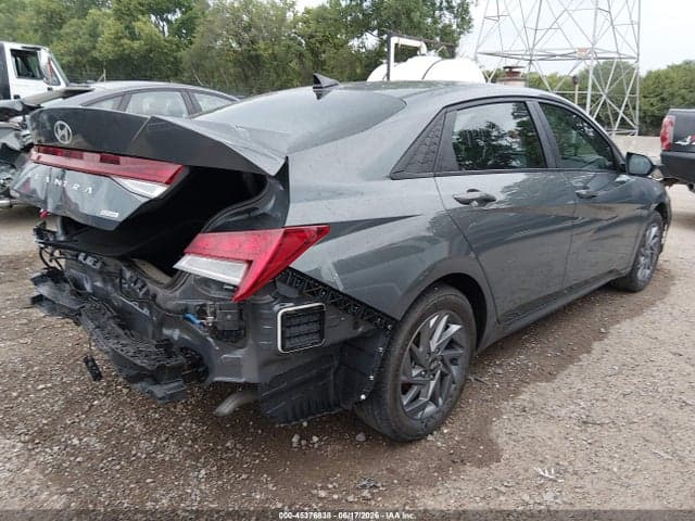 2024 HYUNDAI ELANTRA HYBRID BLUE 4