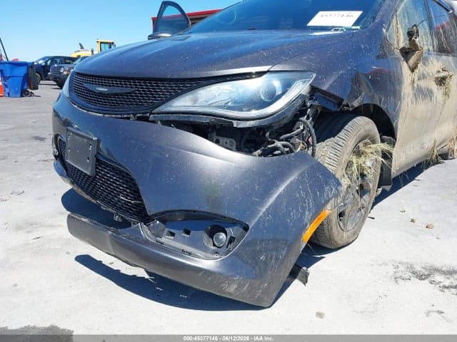 2020 CHRYSLER PACIFICA TOURING 6