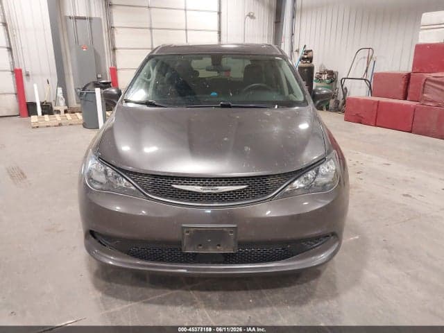 2022 CHRYSLER VOYAGER LX 12